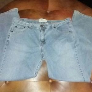 Womens Levi Strauss. Boot Cut Size Misses 12 Short
